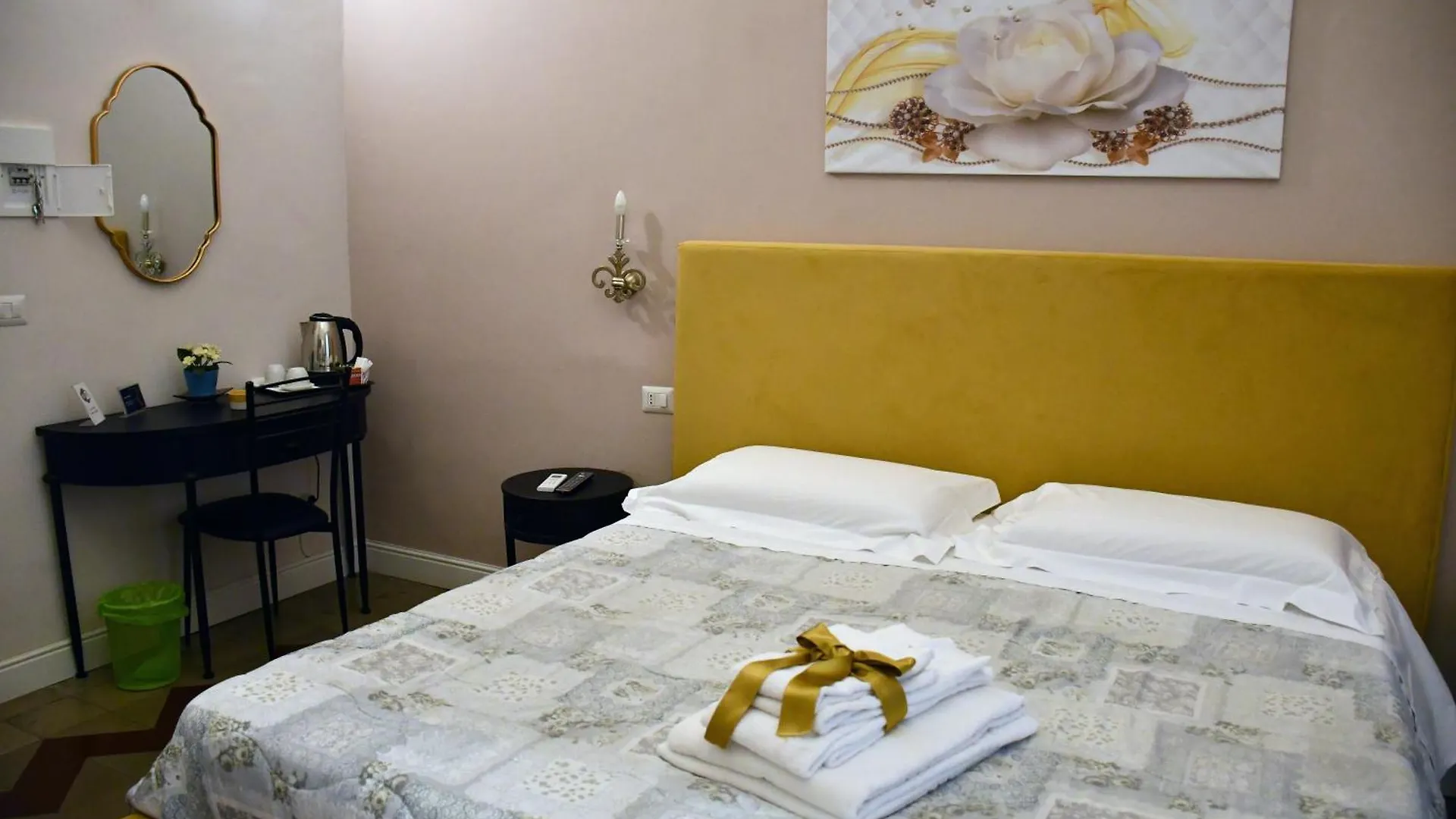 ベッド・アンド・ブレックファスト B&B Romeo Luxury Rooms カターニア